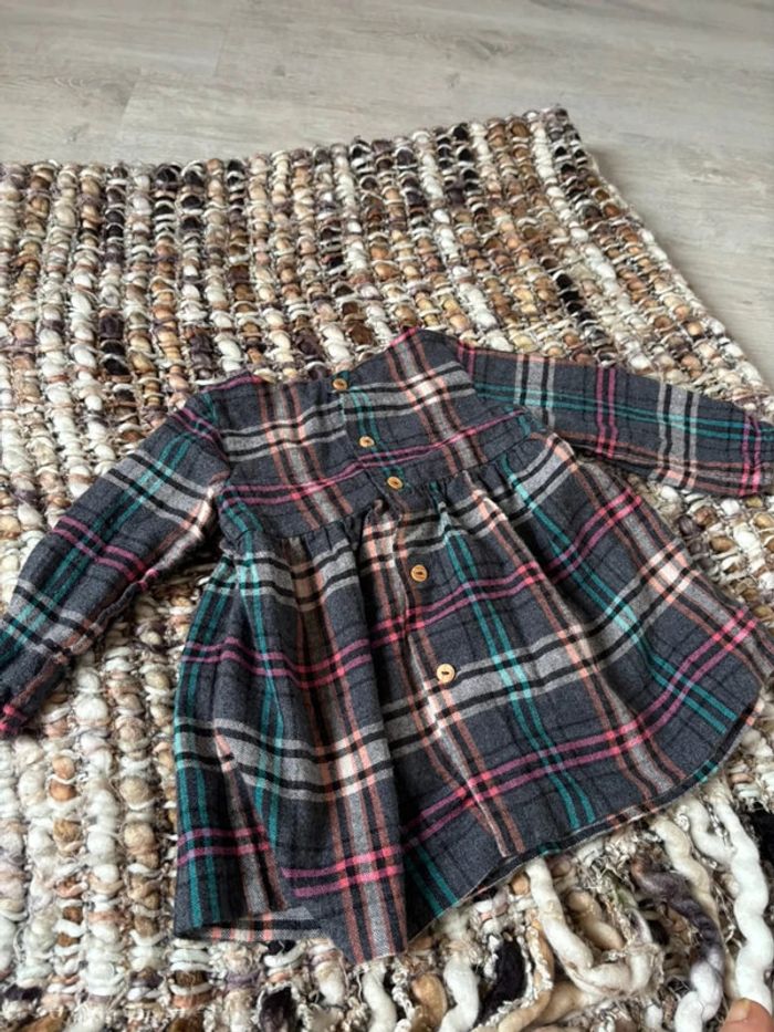 Robe fille Zara 12/18mois - photo numéro 4