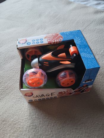 Voiture télécommandée one two fun