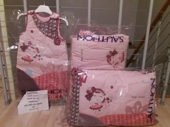 Tour de lit  édredon sac nid