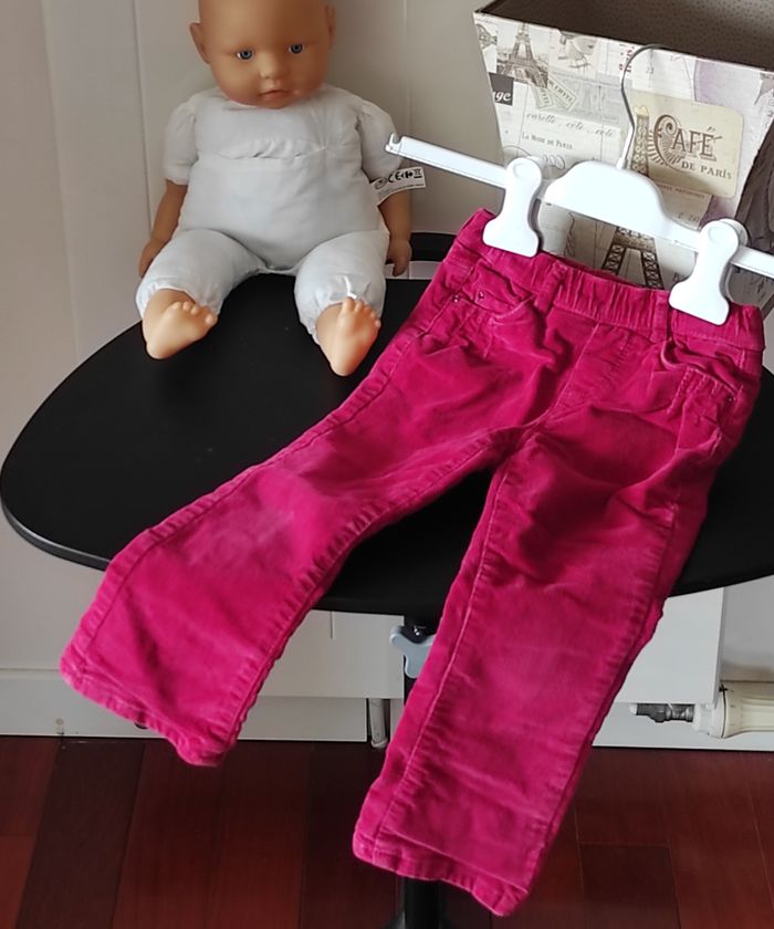 👧 Pantalon en velours fille – 3 ans