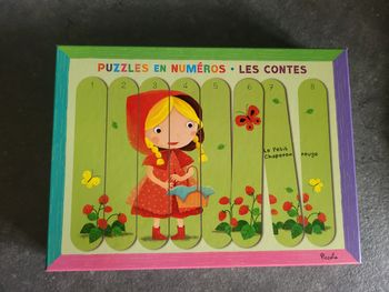 8 puzzles neufs