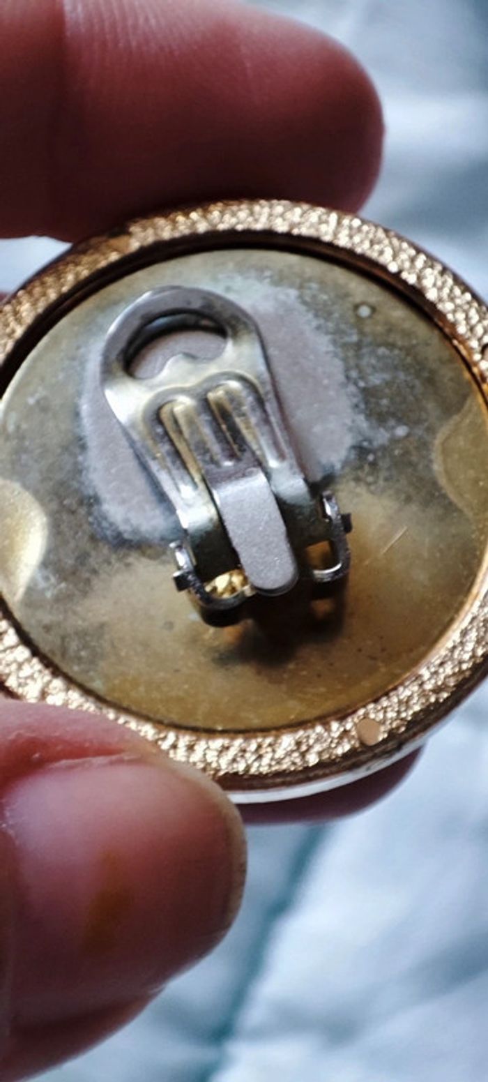 Clips d'oreilles rouge - photo numéro 8