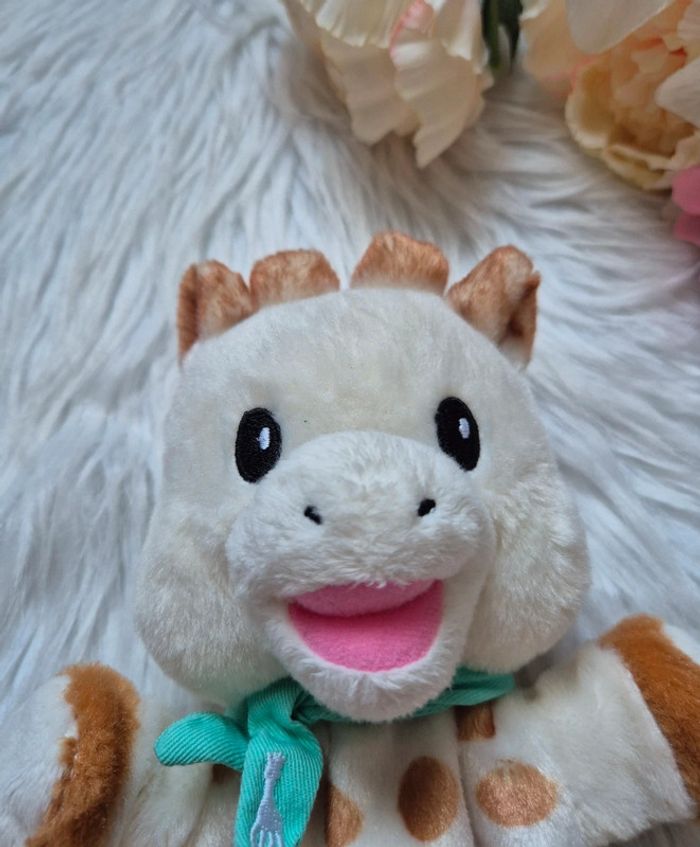 Doudou marionnette – Sophie la girafe - photo numéro 4