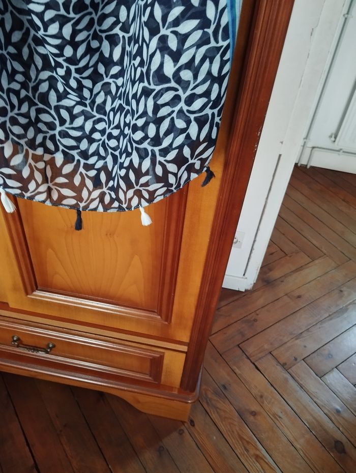 Grande écharpe neuve - photo numéro 4