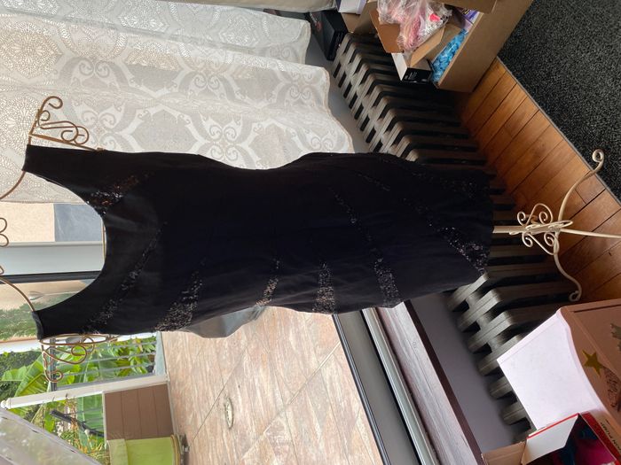 Robe dos nu noire - photo numéro 2