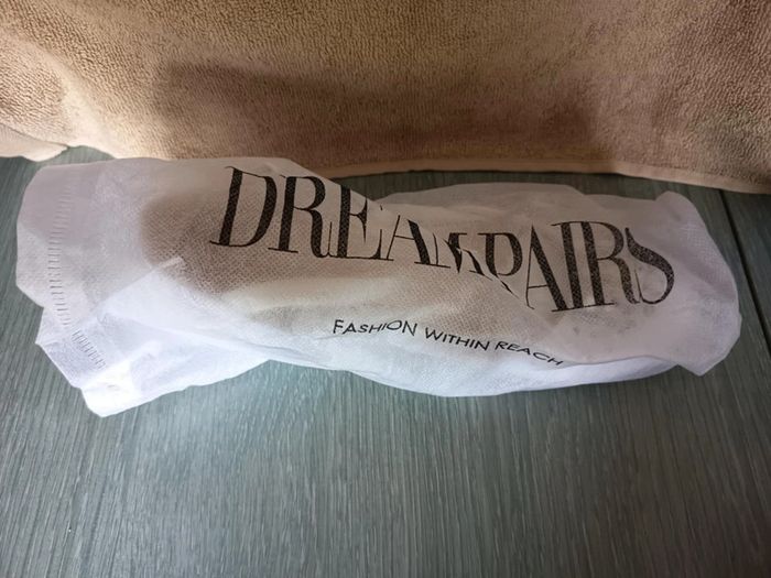 Chaussures enfants. Neuves. Marque Dream Pairs. (985) - photo numéro 8