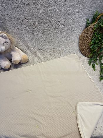 Couverture en coton beige et blanche - Bébé Confort 