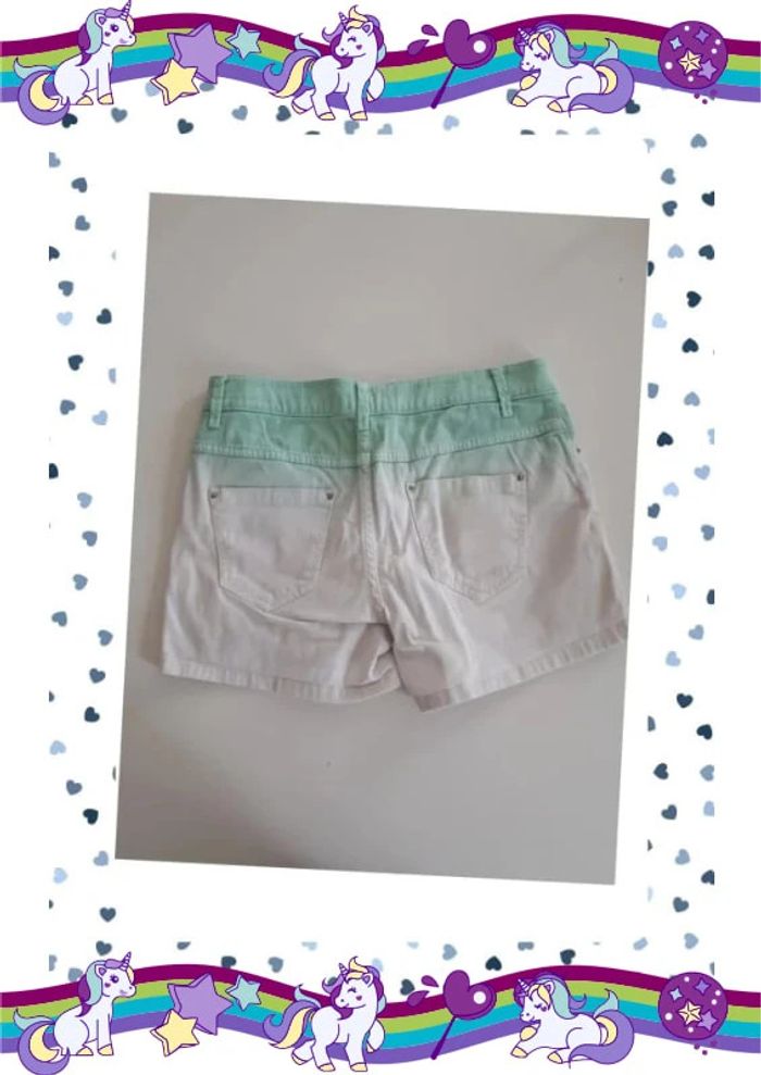 Short bicolore size 28 - photo numéro 2