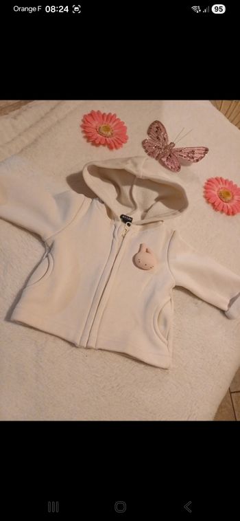 Sweat bébé taille 1 mois
