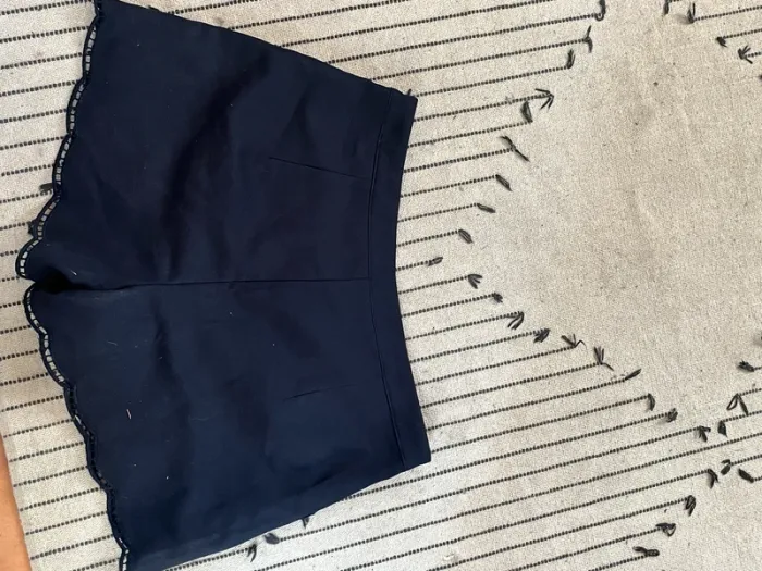 Short bleu marine - photo numéro 3
