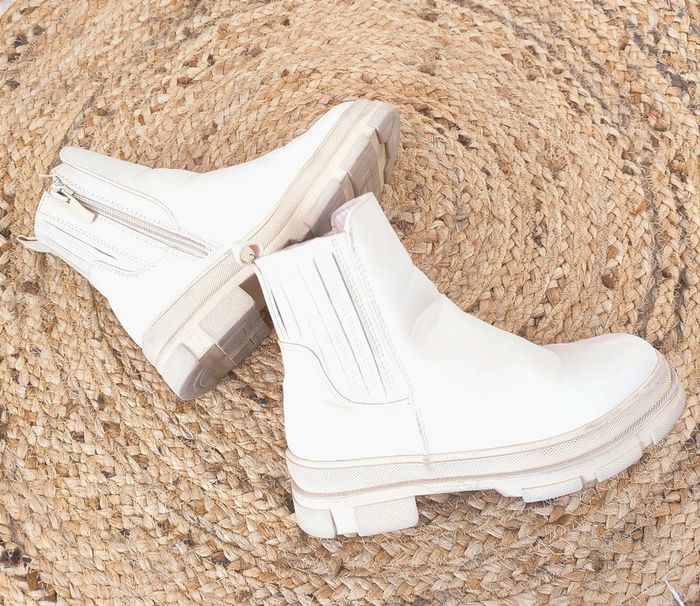 Boots T.33 - photo numéro 4