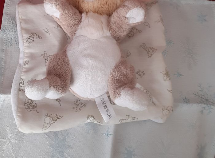 Peluche-doudou "Panpan le lapin" avec mouchoir imprimé - photo numéro 5