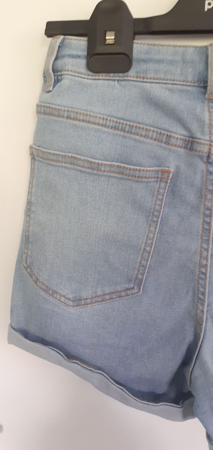 short en jeans bleu clair taille 38 marque jennyfer - photo numéro 7