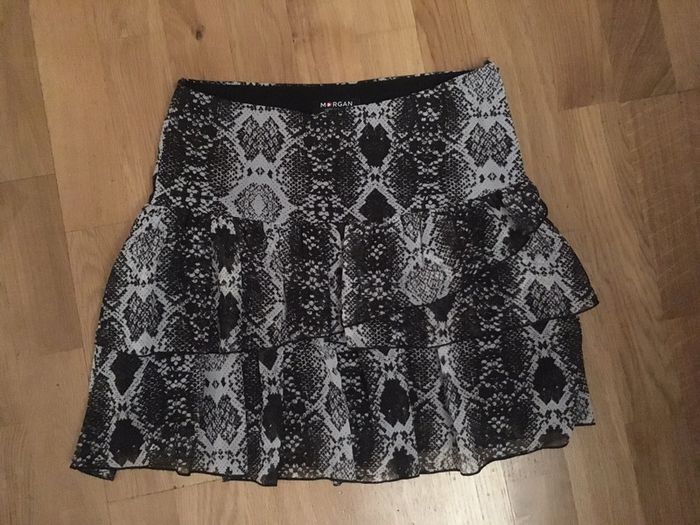 petite jupe blanc/noir motifs serpent Morgan 34