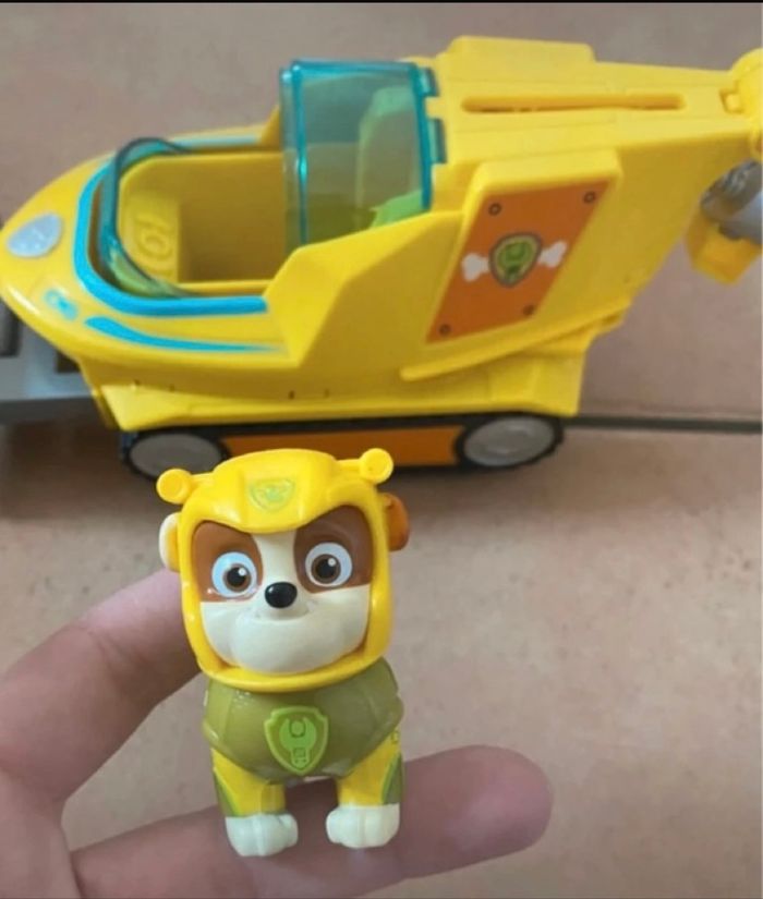 Ruben et son véhicule Aqua Pups - photo numéro 3