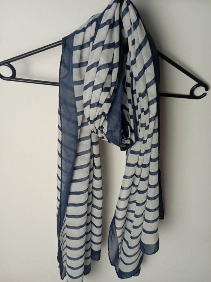 Foulard - photo numéro 2