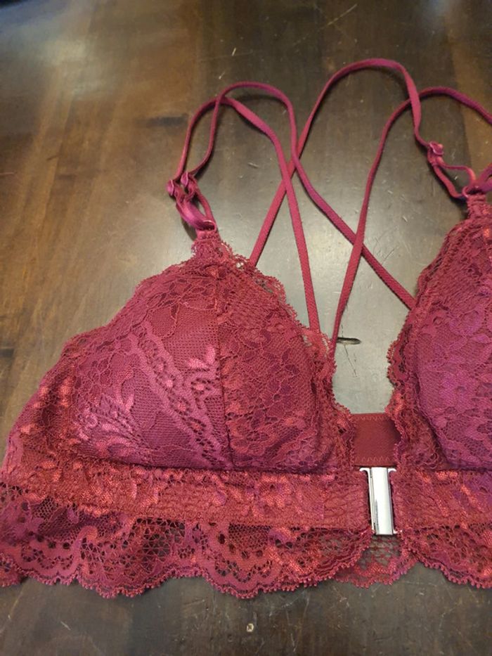 Soutiens-gorge bordeaux Hunkemöller fr M - photo numéro 14