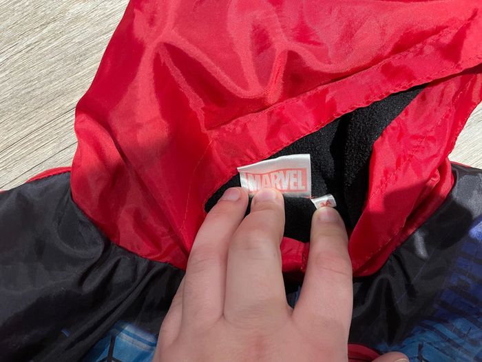 Coupe vent Spiderman - photo numéro 3