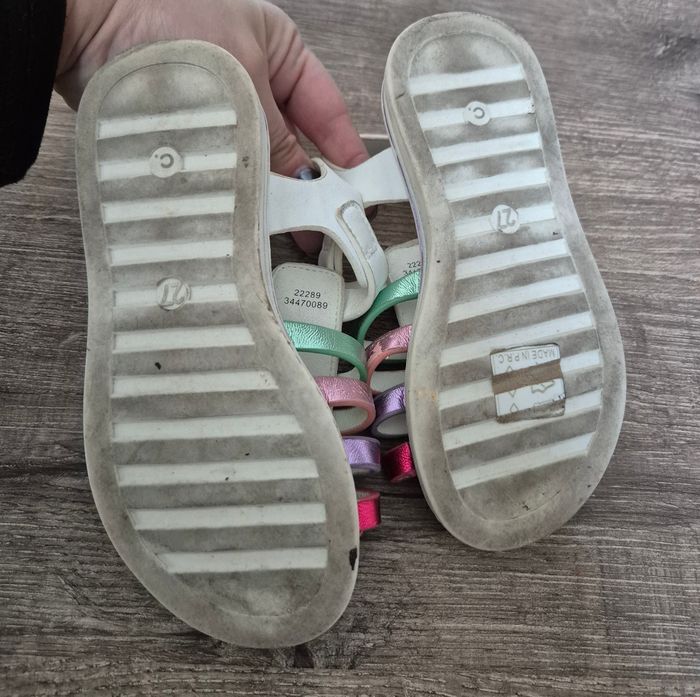 Sandalettes pointure 27 - photo numéro 3