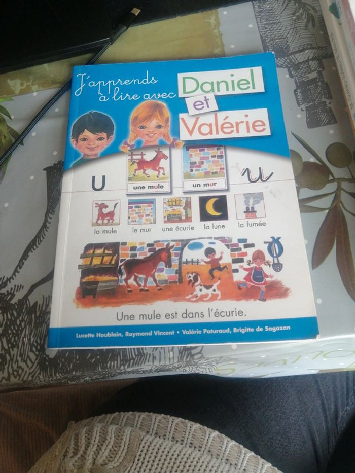 Livre lecture j apprend à lire