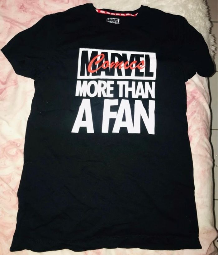Tshirt noir blanc Marvel - photo numéro 2