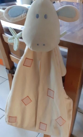 Range-couches à suspendre