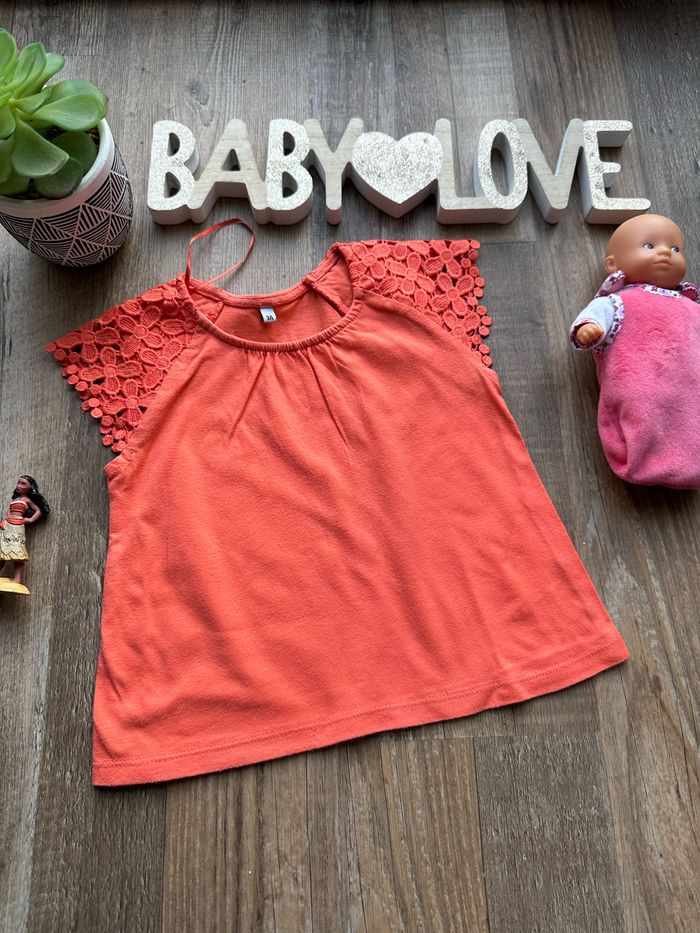 - Tee shirt - 3 ans - bon état