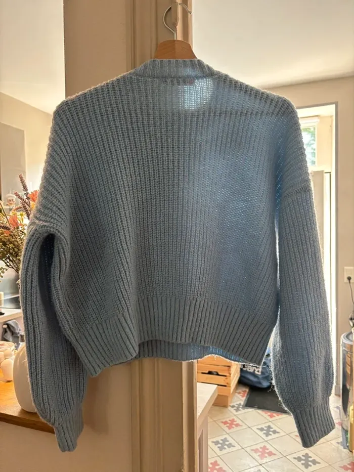 Pull bleu ciel - Taille S - photo numéro 2