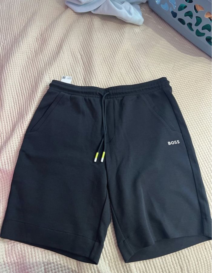 Short boss - photo numéro 7