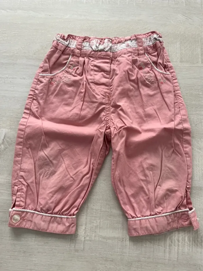 Lot pantalon / pantacourt 18 mois - photo numéro 2