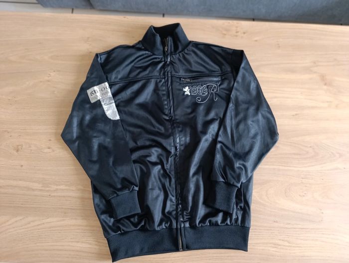 Vêtements 10 ans garcon bien lire annonce - photo numéro 10