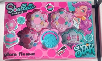 Coffret maquillage neuf