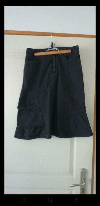 Jupe mi-longue