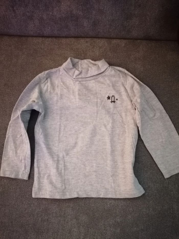 tee-shirt col montant
