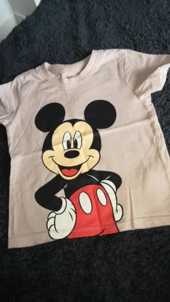 T-shirt mickey