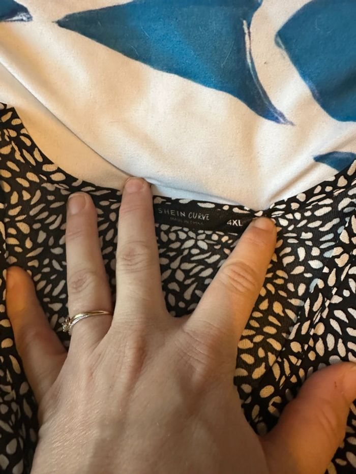 Haut shein - photo numéro 2