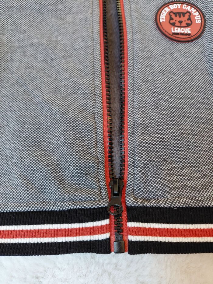 Veste 6 mois - photo numéro 3