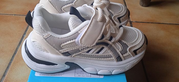 Basket fille neuf - photo numéro 5