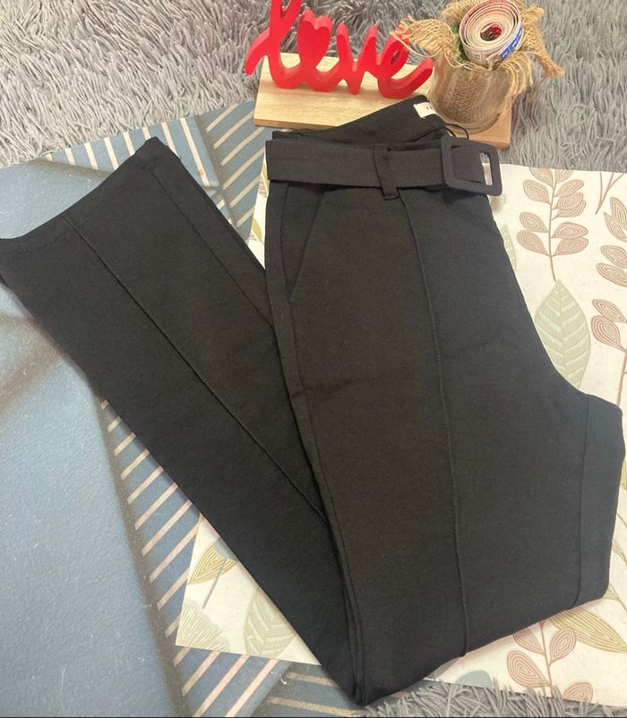Pantalon taille 34-CKS