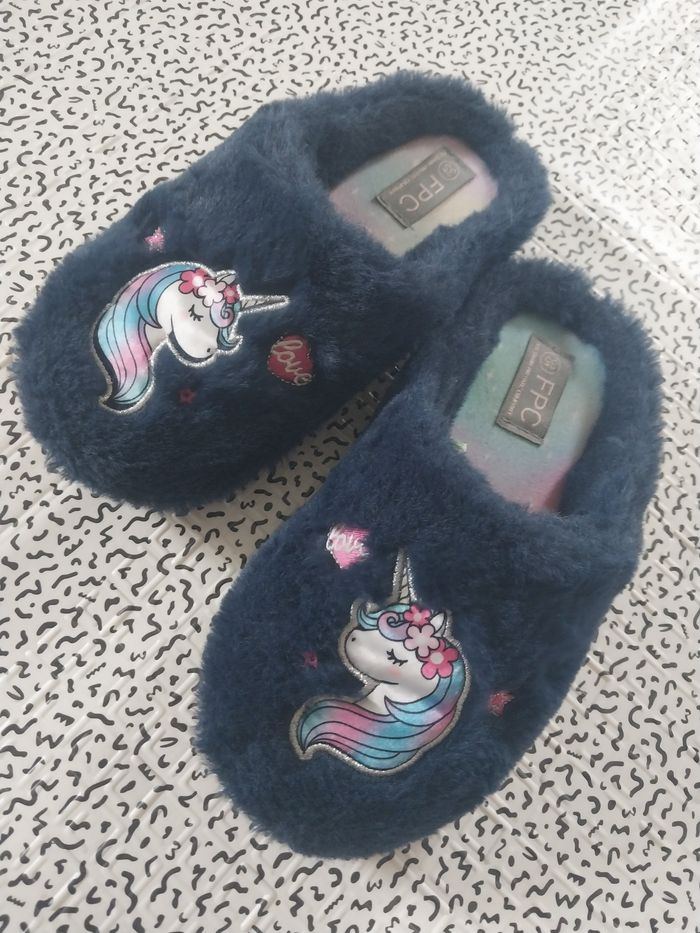 Chaussons licorne fille – Pointure 35