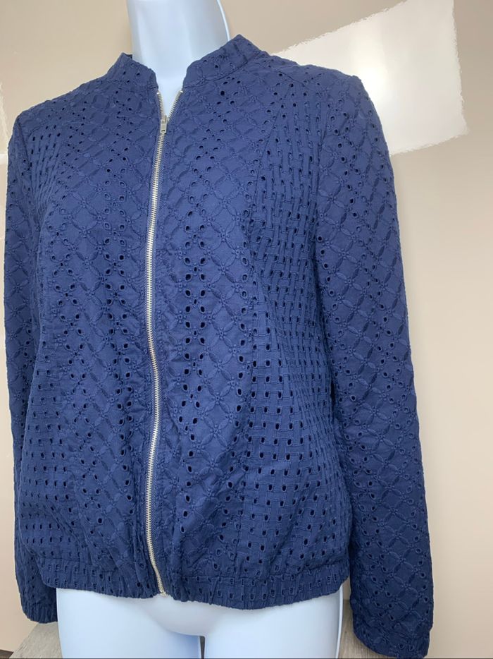 Veste légère avec broderie anglaise - taille 38 - neuf - photo numéro 5