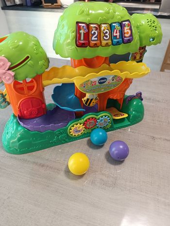 Mon arbre à balles interactif vtech
