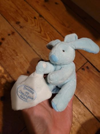 NEUF Lapin Peluche collection Bleu Doudou et Compagnie Paris accroche et mouchoir et doux