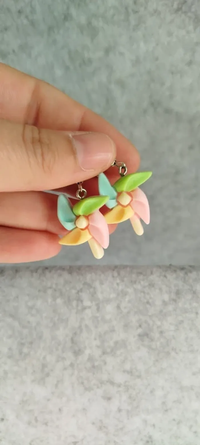 🍄 Boucles d’oreilles moulin à vent - photo numéro 2
