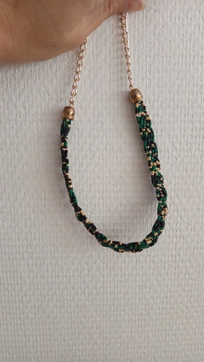 Beau Collier en perles - photo numéro 4