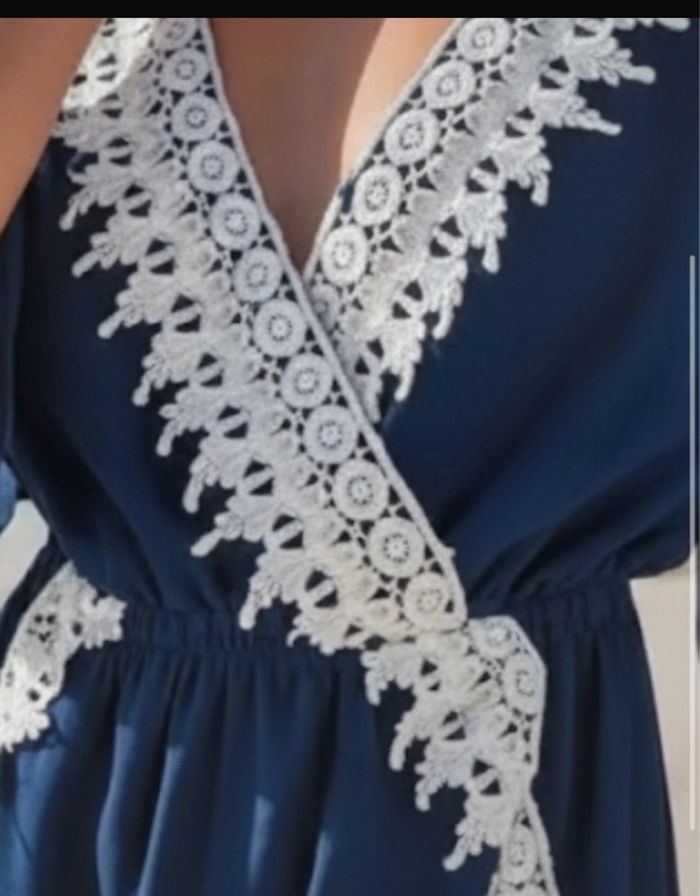 Combishort bleu marine dentelle blanche - photo numéro 3