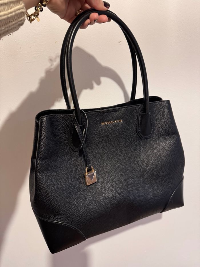 Sac à main Michael Kors noir - photo numéro 2
