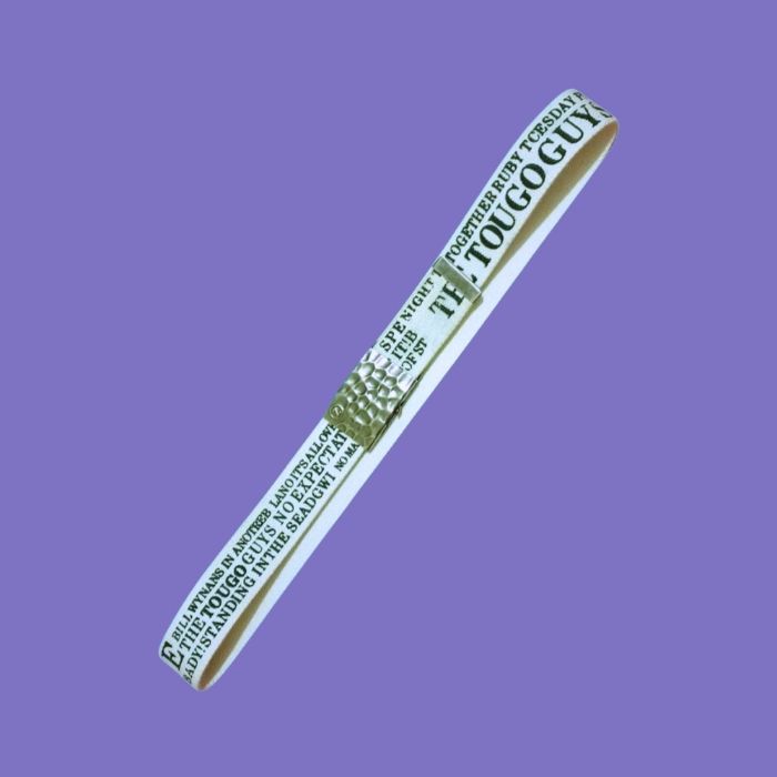 Ceinture Blanche Inscriptions Noires Style Streetwear Décalé 103 cm Très Bon État
