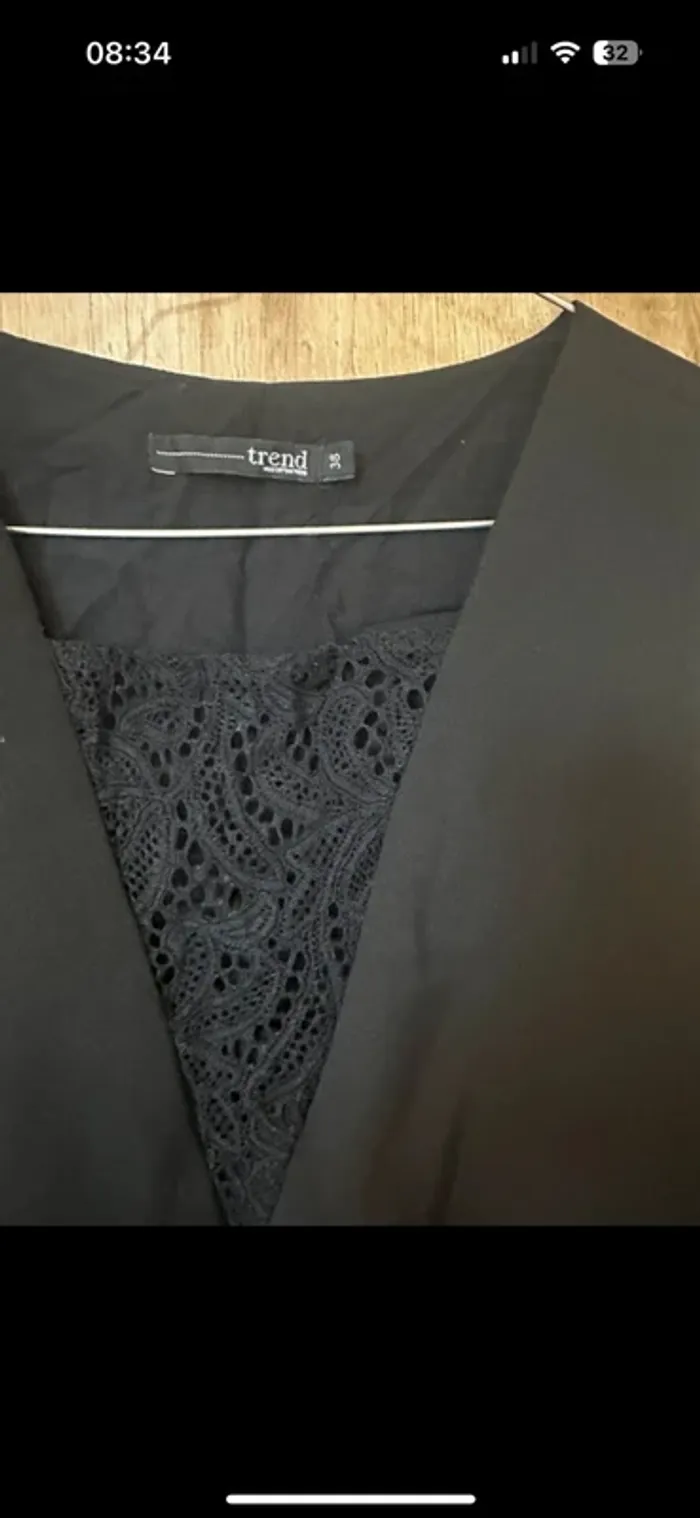 🖤 Robe noire chic avec détail dentelle - Taille 38 TREND miss Captain - photo numéro 3
