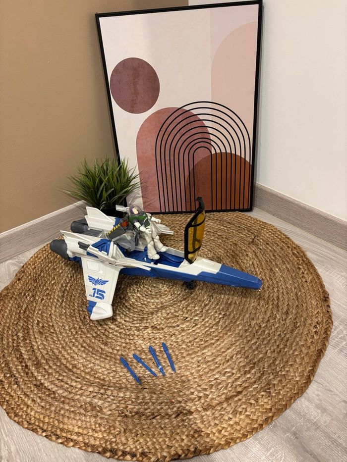 Vaisseau de buzz l’éclair de combat 50cm et figurine buzz 13cm - photo numéro 8